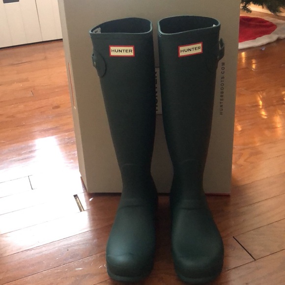 Women's Hunter Rain Boots - Picture 3 of 8